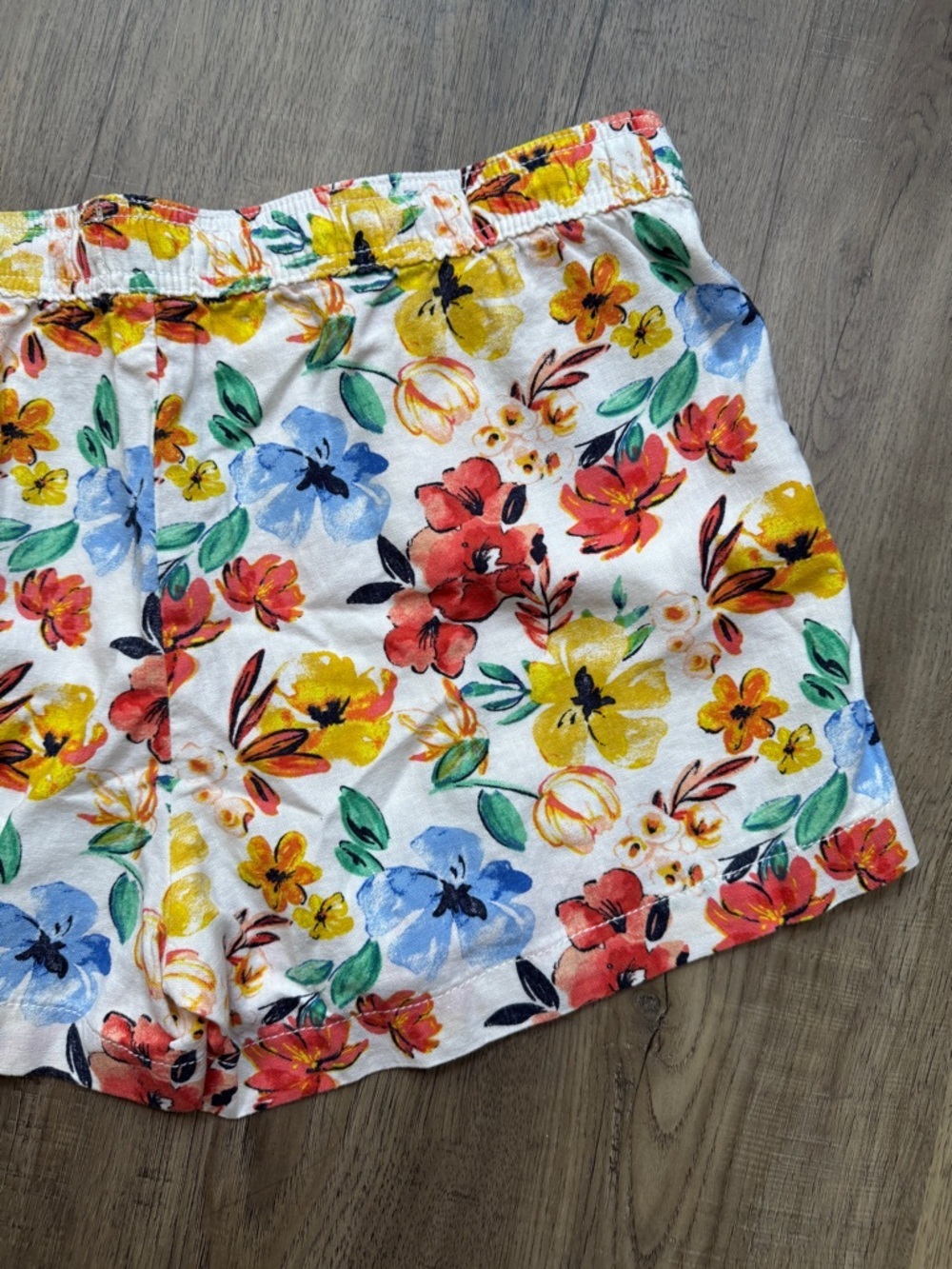St. John's Bay White Floral Drawstring Linen Shorts - Size Extra Large - Picture 10 of 11